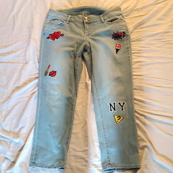 SOHO NYC Boyfriend Jeans - Picture 1 of 7